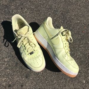 Nike AF1’s Neon Green Size 10